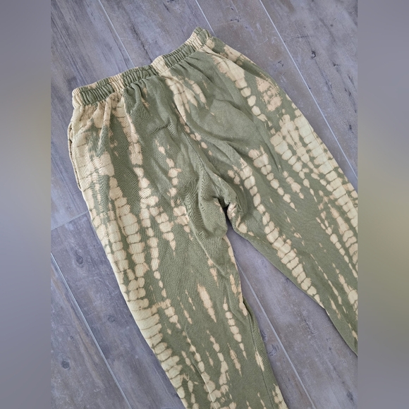 Wild Fable Green Tie-Dye Jogger Pants - Picture 3 of 10